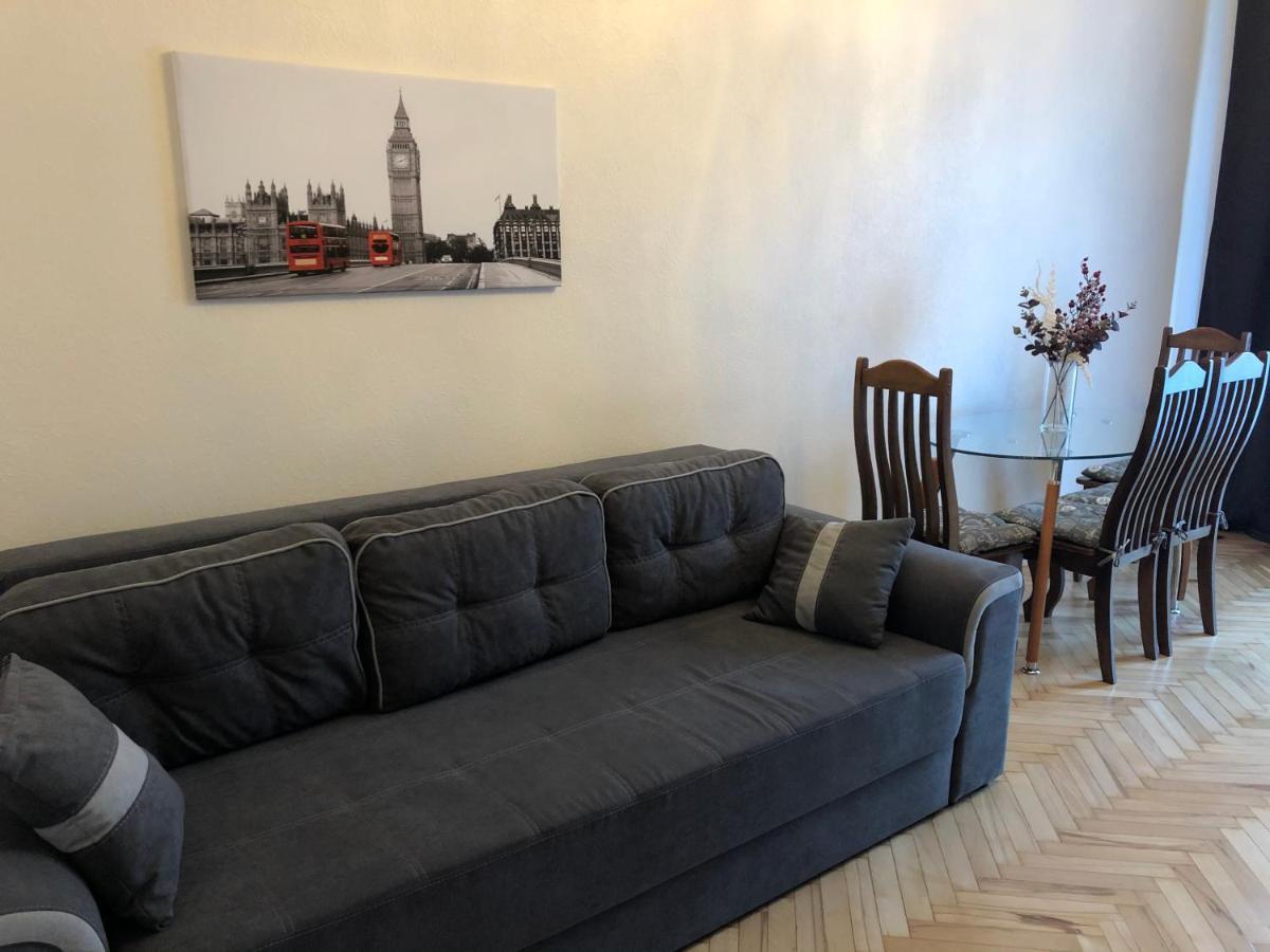 Freddies Apartment Kyiv Exterior photo